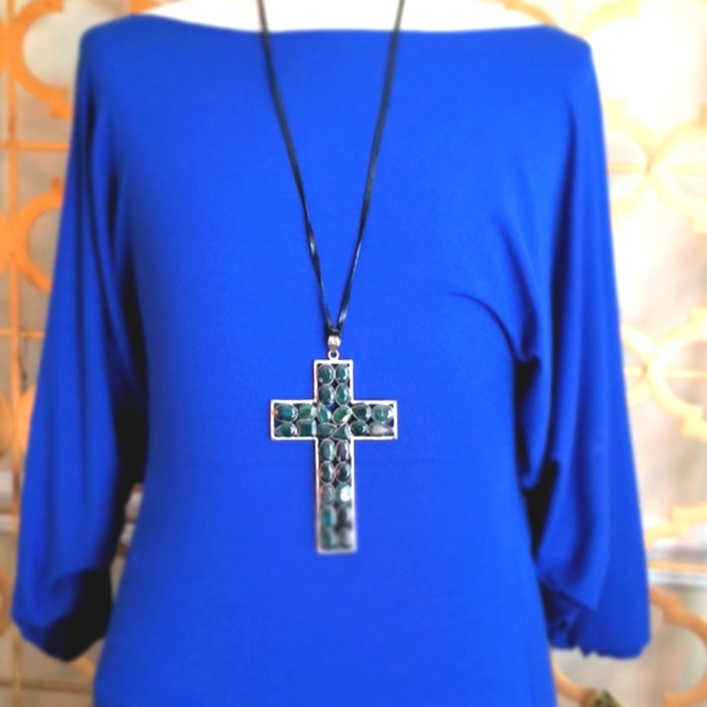 Green Onyx Gemstone Encrusted Cross Necklace on Leather - 5"